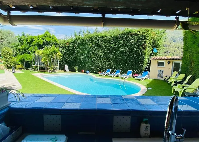 度假居 Maracudja 125 M² 芒通
